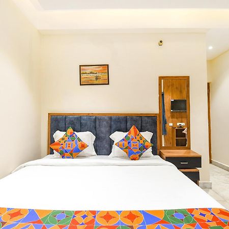 Fabhotel Prime The Golden Plaza - Nr Tarapith Temple Exteriér fotografie