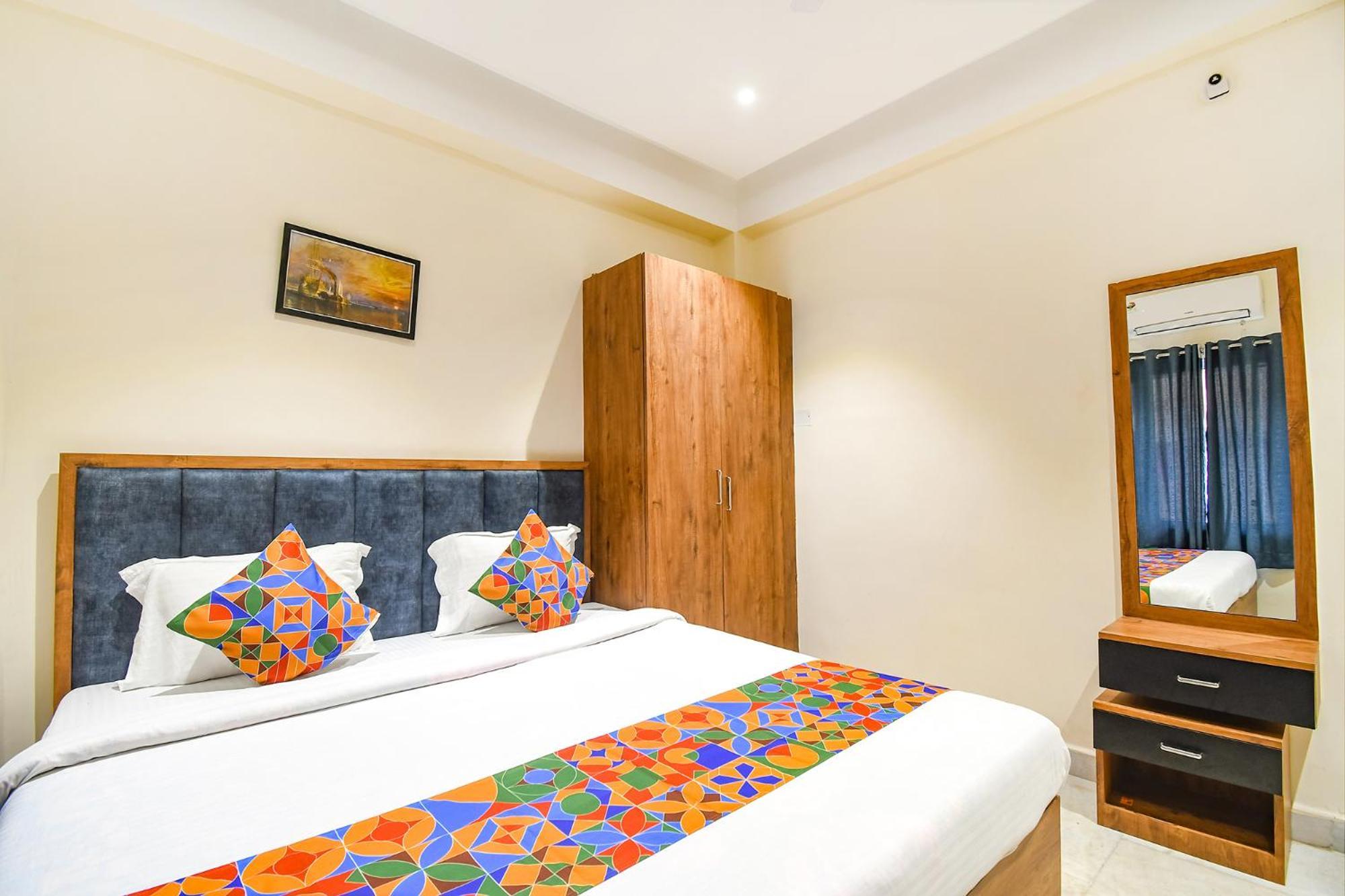 Fabhotel Prime The Golden Plaza - Nr Tarapith Temple Exteriér fotografie
