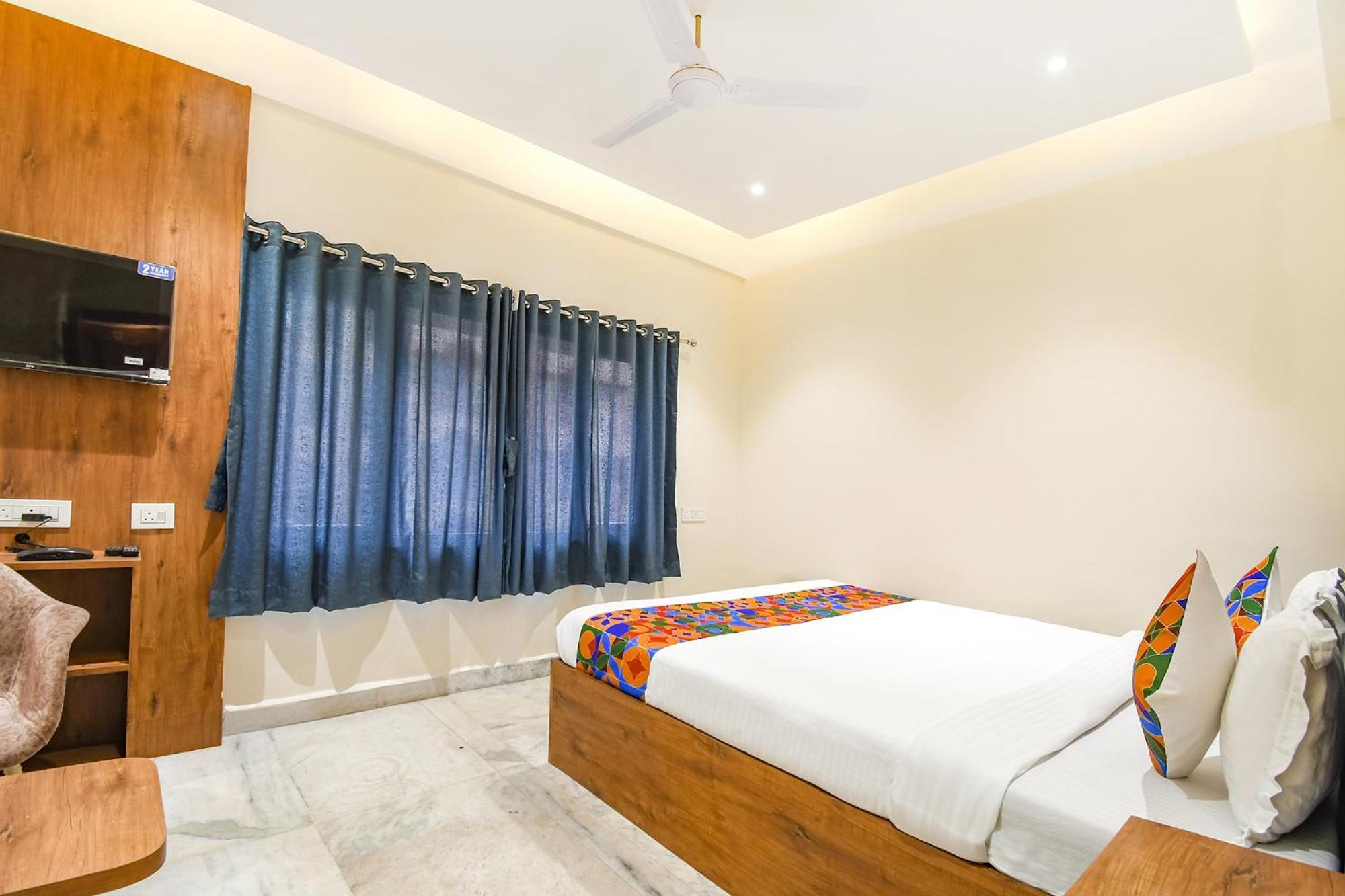Fabhotel Prime The Golden Plaza - Nr Tarapith Temple Exteriér fotografie