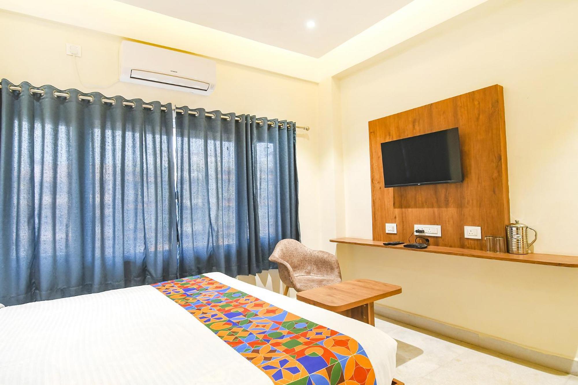 Fabhotel Prime The Golden Plaza - Nr Tarapith Temple Exteriér fotografie